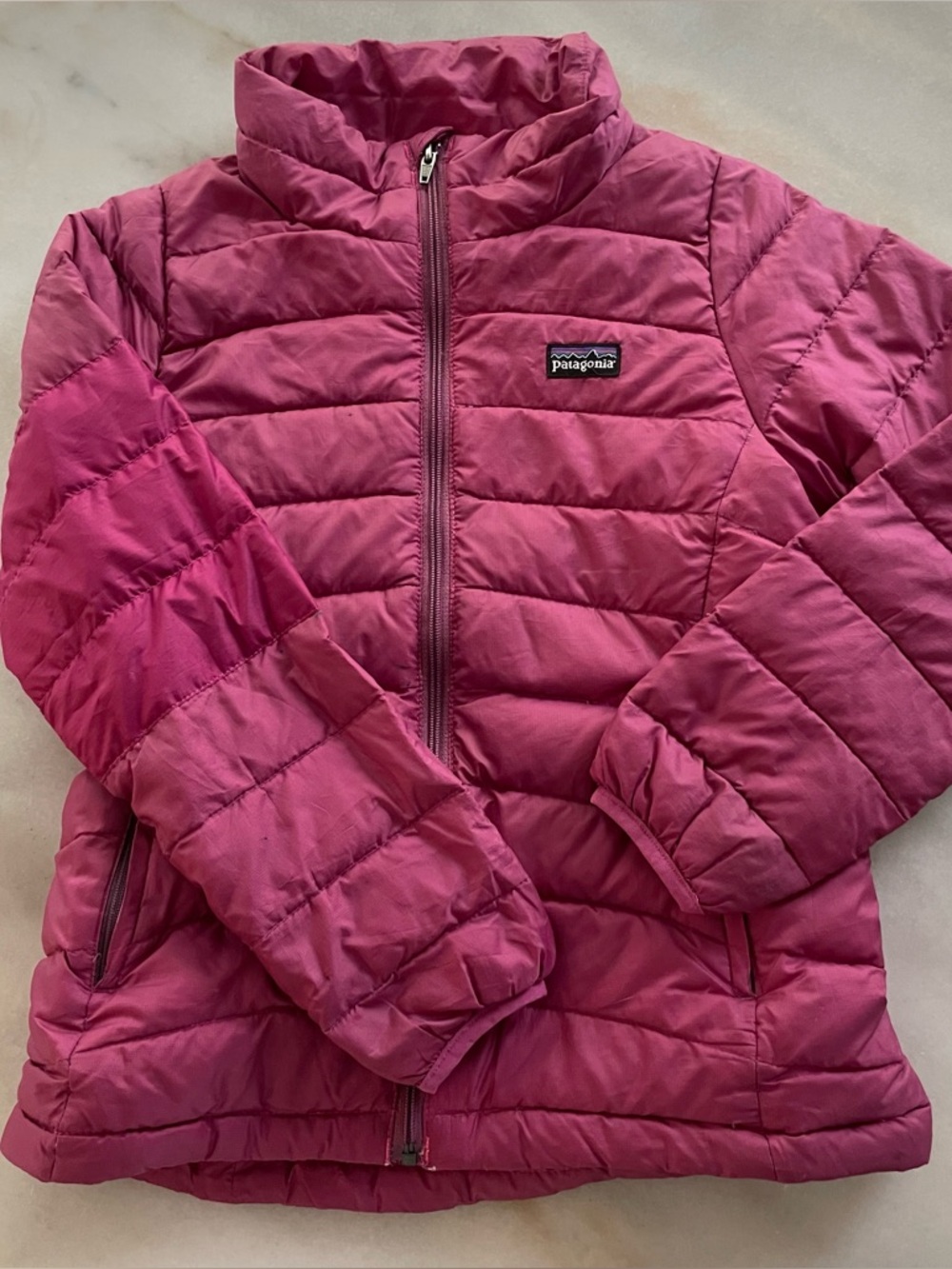 Patagonia Magenta Quilted Puffer Jacket girls size S